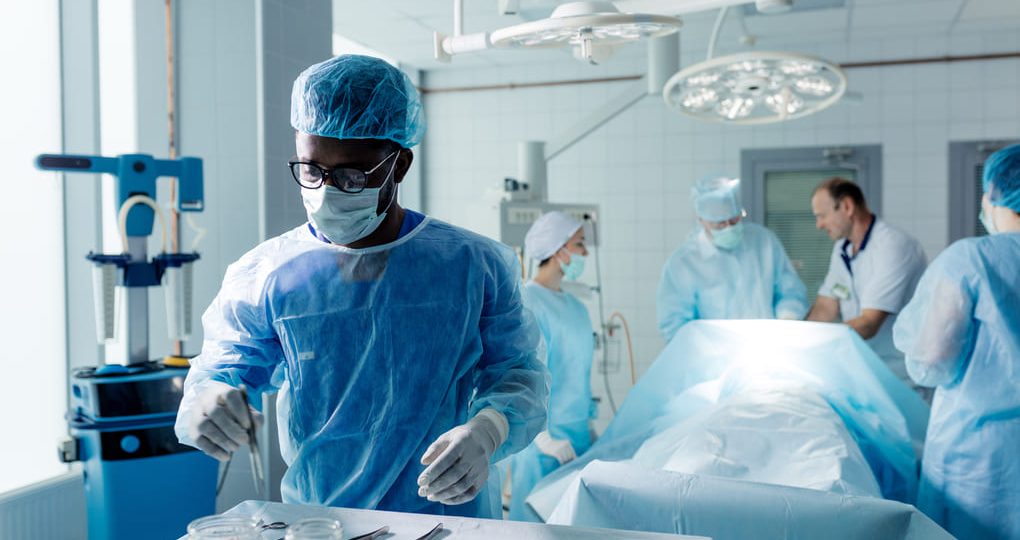 US Pharmacy en Panamá: instrumental quirúrgico Aesculap Caiman