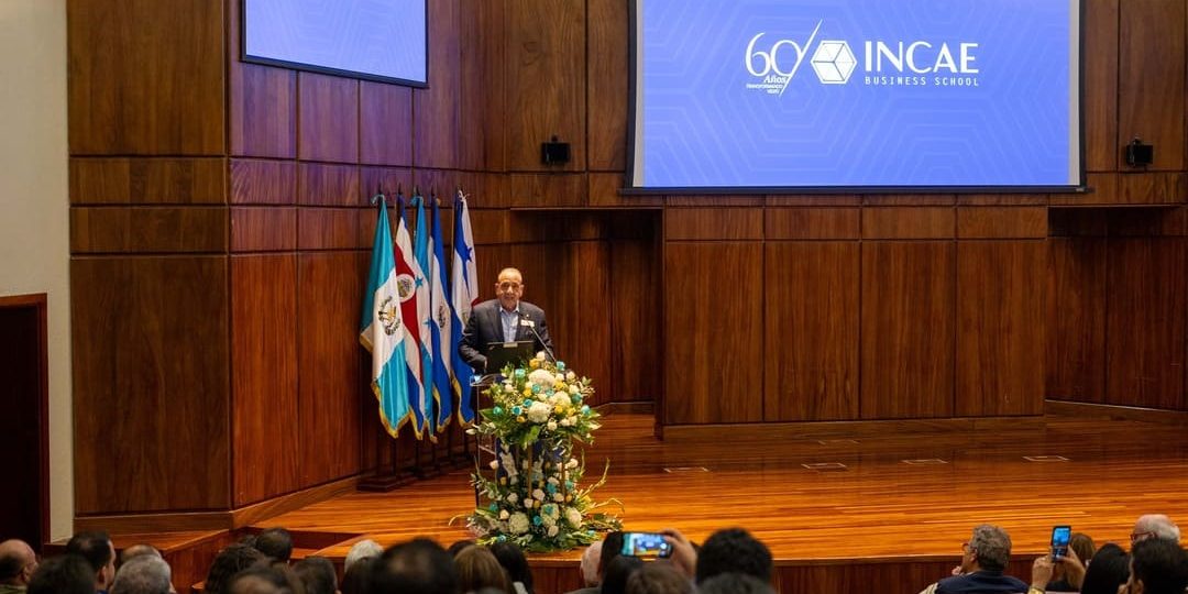 INCAE destaca a Ficohsa como socio corporativo influyente en la región